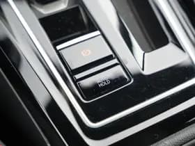 Volkswagen Golf thumbnail 39