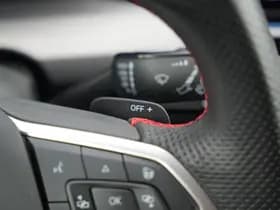 Volkswagen Golf thumbnail 43