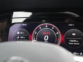 Volkswagen Golf thumbnail 49