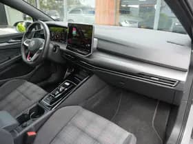 Volkswagen Golf thumbnail 6