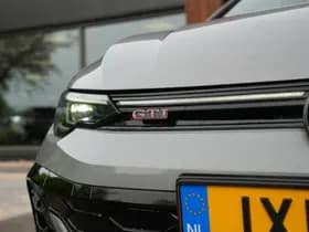 Volkswagen Golf thumbnail 10