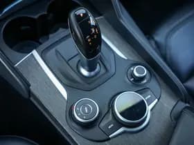 Alfa Romeo Giulia thumbnail 16