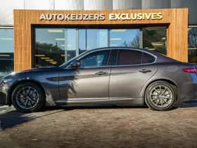 Alfa Romeo Giulia thumbnail 7