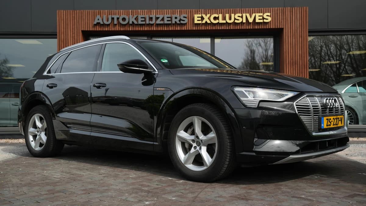 Audi e-tron — foto 1