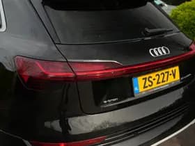 Audi e-tron thumbnail 11