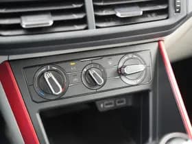 Volkswagen Polo thumbnail 24