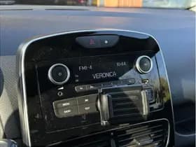 Renault Clio thumbnail 17