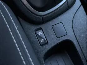 Renault Clio thumbnail 24