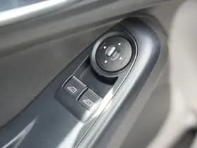 Ford Fiesta thumbnail 17