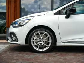 Renault Clio thumbnail 6