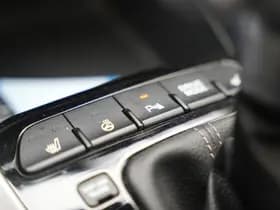 Kia Rio thumbnail 32