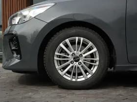 Kia Rio thumbnail 10