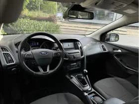 Ford Focus thumbnail 2