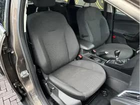 Ford Focus thumbnail 6