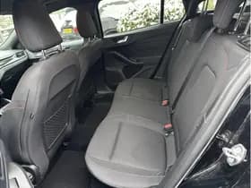 Ford Focus thumbnail 11