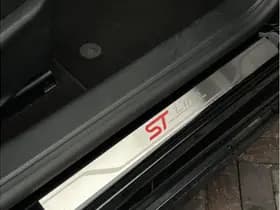 Ford Focus thumbnail 20