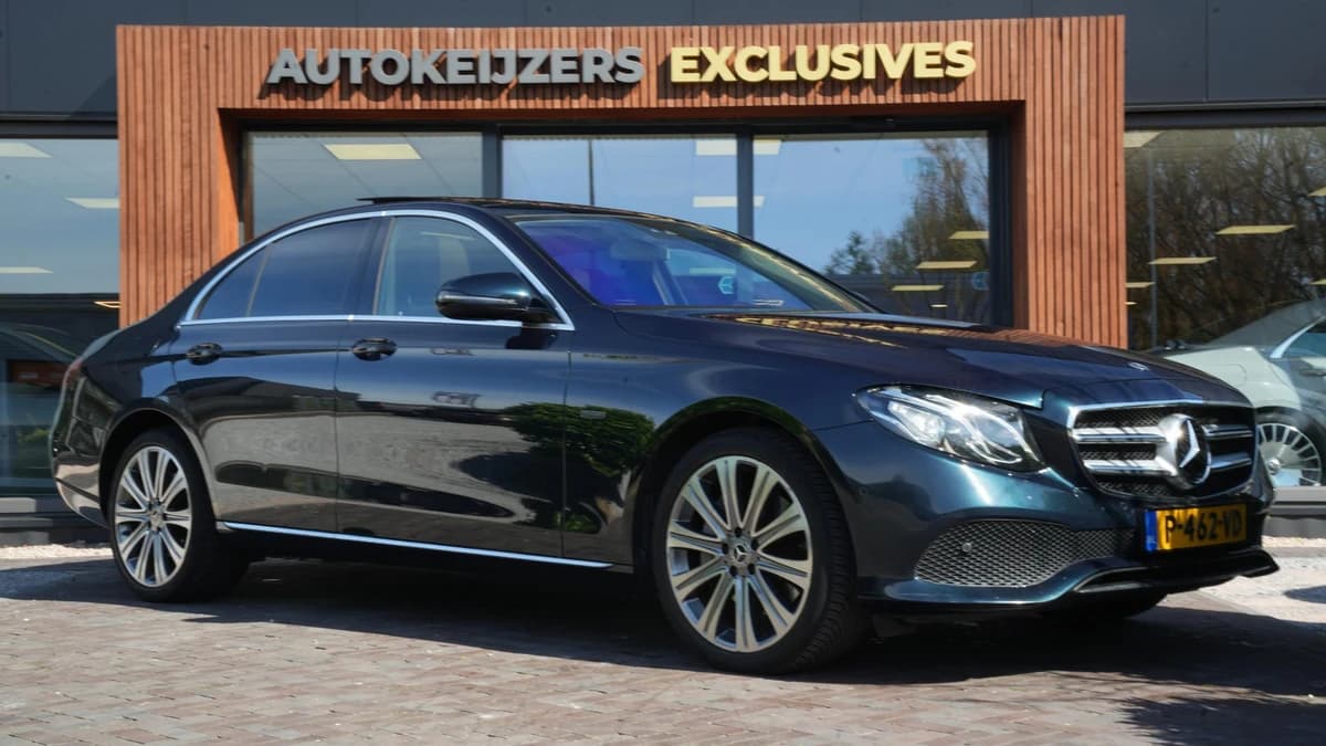 Mercedes-Benz E-Klasse — foto 1