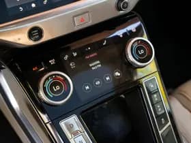 Jaguar I-Pace thumbnail 16