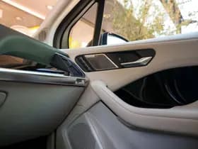 Jaguar I-Pace thumbnail 22