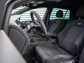 Volkswagen Golf thumbnail 12