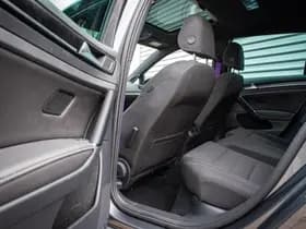 Volkswagen Golf thumbnail 13