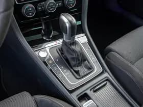 Volkswagen Golf thumbnail 16