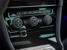 Volkswagen Golf thumbnail 17