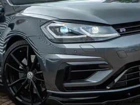 Volkswagen Golf thumbnail 33