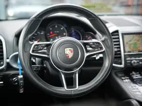 Porsche Cayenne thumbnail 17