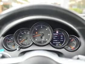 Porsche Cayenne thumbnail 18