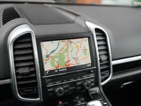 Porsche Cayenne thumbnail 31