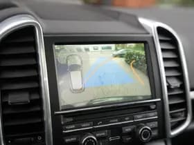 Porsche Cayenne thumbnail 32