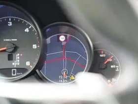 Porsche Cayenne thumbnail 45