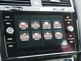 Volkswagen Golf thumbnail 22