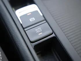 Volkswagen Golf thumbnail 38