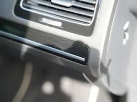 Volkswagen Golf thumbnail 41