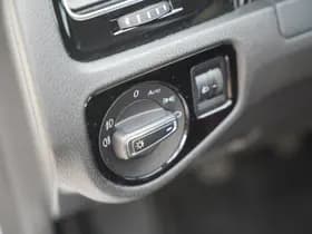 Volkswagen Golf thumbnail 17