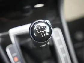 Volkswagen Golf thumbnail 20