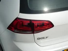 Volkswagen Golf thumbnail 9