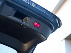 Mercedes-Benz GLE thumbnail 30