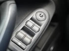 Ford C-Max thumbnail 23