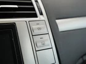 Ford C-Max thumbnail 24