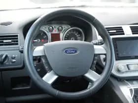 Ford C-Max thumbnail 9