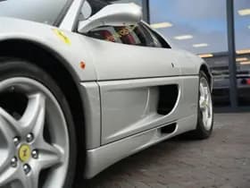 Ferrari F355 thumbnail 13