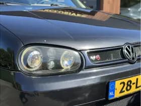 Volkswagen Golf thumbnail 2