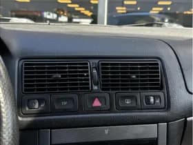Volkswagen Golf thumbnail 14