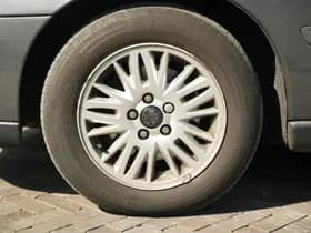 Volvo S60 thumbnail 4