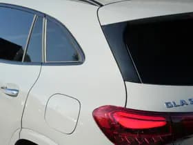 Mercedes-Benz GLA thumbnail 11