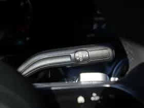 Mercedes-Benz GLA thumbnail 25