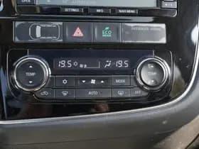 Mitsubishi Outlander thumbnail 17